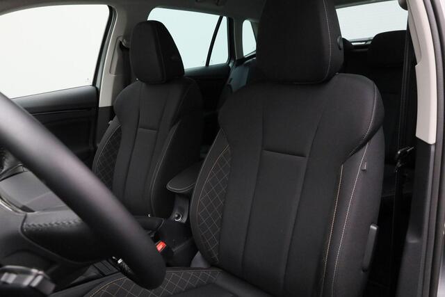 Skoda Kamiq 1.0 TSI 110 pk Sport Business | Parkeersensoren achter | Apple Carplay / Android Auto | Cruise Control