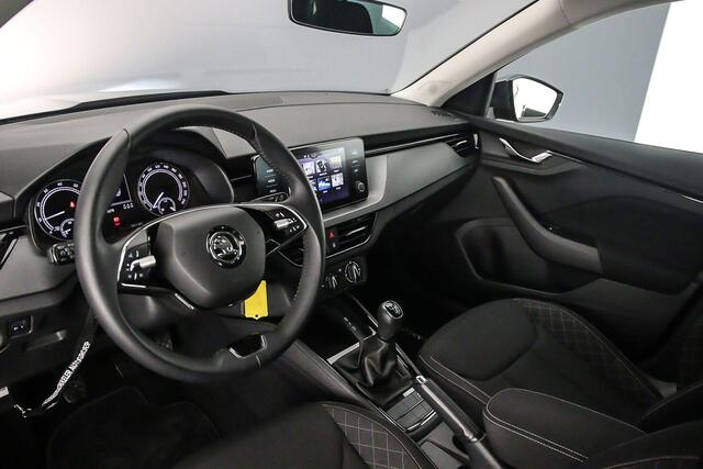 Skoda Kamiq Ambition 1.0 TSI 110pk Cruise control, Parkeersensor achter, Airco, LED koplampen, DAB, Radio, Bluetooth, App connect
