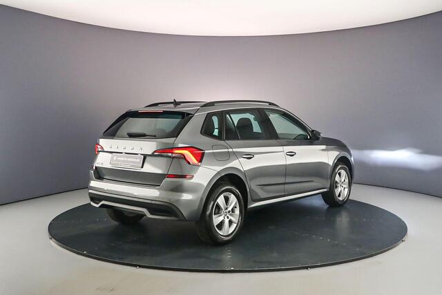 Skoda Kamiq Ambition 1.0 TSI 110pk Cruise control, Parkeersensor achter, Airco, LED koplampen, DAB, Radio, Bluetooth, App connect