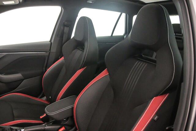 Skoda Kamiq Monte Carlo 1.5 TSI 150pk DSG Automaat Panoramadak, Achteruitrijcamera, Cruise control, Verwarmde voorruit, Parkeersensoren, Stuurwiel verwarmd, LED koplampen