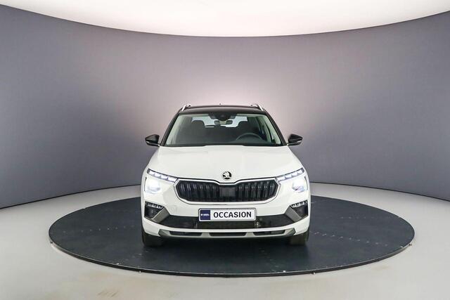 Skoda Kamiq Selection 1.5 TSI 150pk DSG Automaat Adaptive cruise control, Achteruitrijcamera, Stoelverwarming, LED verlichting, Stuurwiel verwarmd, Parkeersensoren, App connect, DAB, Radio