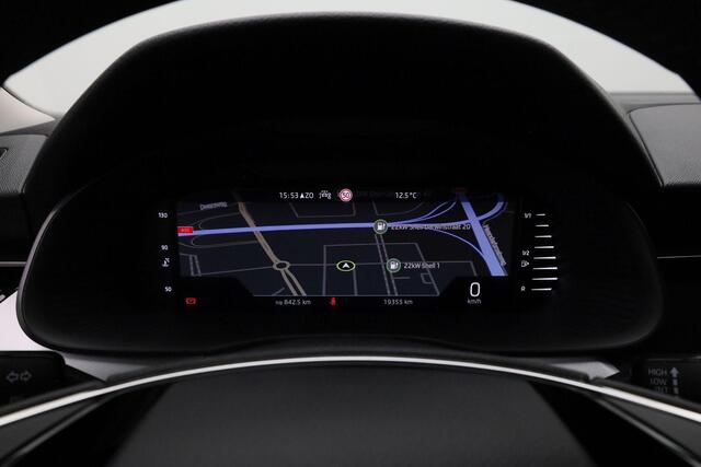 Skoda Kamiq 1.0 TSI 110 pk Ambition | Navigatie Columbus | Parkeersensoren achter | Virtual Cockpit | Cruise Control