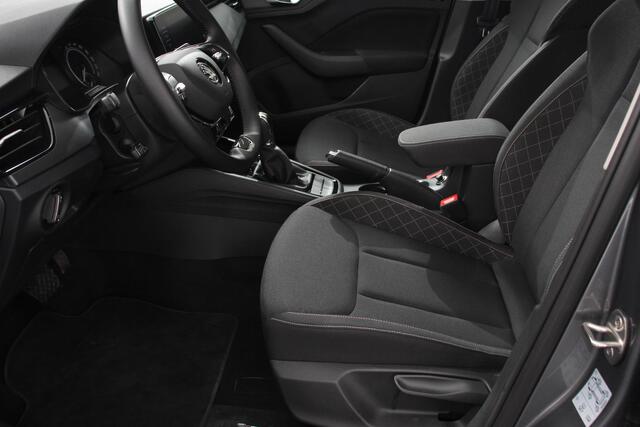 Skoda Kamiq 1.0 TSI Automaat Ambition Navigatie Apple Carplay / Android Auto Adaptive Cruise Control Lane Assist Parkeersensoren Achter DAB
