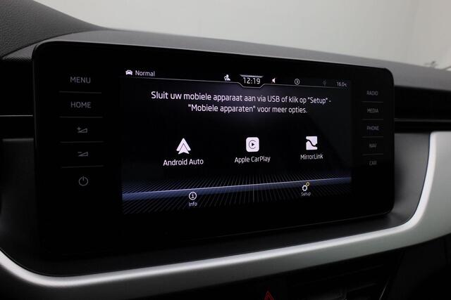 Skoda Kamiq 1.0 TSI 110 pk DSG Ambition | Navigatie Columbus | Achteruitrijcamera | Stoelverwarming