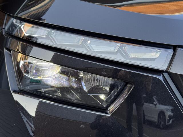 Skoda Kamiq 1.5 TSI Bisns Monte Carlo,Pano,App,Camera,Cruise