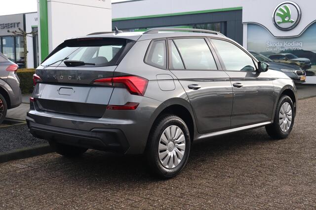 Skoda Kamiq Essence 1.0 85 kW / 115 pk TSI SUV 6 versn. Hand | Trekhaak | Parkeersensoren | Cruise Control | Apple Carplay/Android Auto