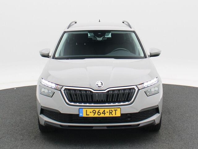Skoda Kamiq 1.0 TSi 110 Pk Ambition | Climate Controle | 17 Inch | Privacy Glass | Carplay | Parkeersensoren | 49.956 Km!!