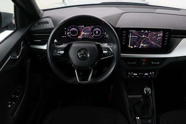 Skoda Kamiq 1.0 TSI Sport | Stoelverwarming | Virtual Cockpit | Keyless | Carplay | Climate control | Navigatie | Parkeerhulp | Full LED | DAB