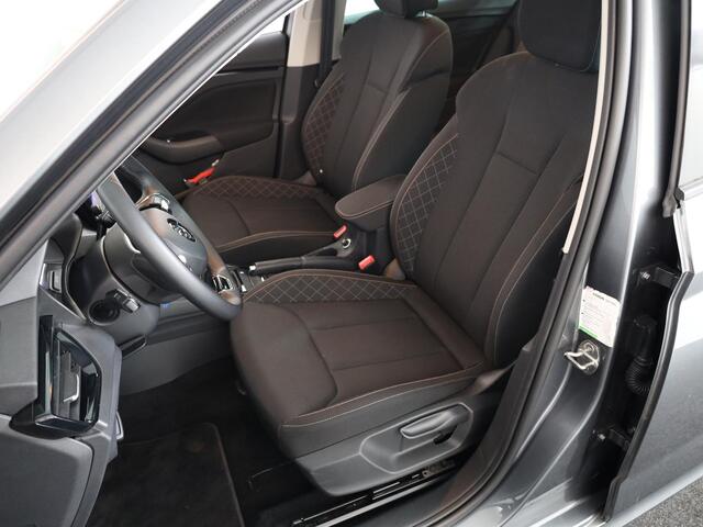 Skoda Kamiq 1.0 TSI Ambition 110 pk Automaat (DSG) | Verlengde garantie | Navigatie via App | Parkeersensoren achter | Cruise control | Autom. airco | LED koplampen |