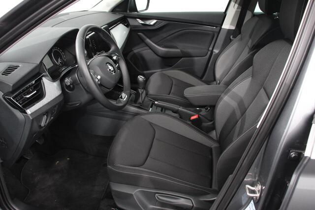 Skoda Kamiq 1.0 TSI 110pk Ambition | Navigatie | Apple Carplay/Android Auto | Climate Control | Dab | Led | Parkeer sensoren | Stoelverwarming | Extra getint glas