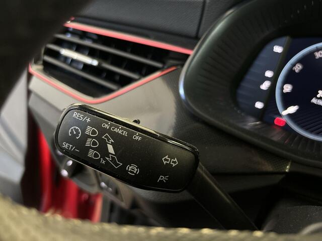 Skoda Kamiq 1.0 Tsi 110pk Sport Business · Cruise Control · P-Sensoren · Apple/Android Car Play · 16'' Inch · Garantie t/m 05-03-2027 of 100.000km