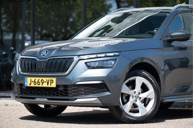 Skoda Kamiq 1.0 TSI Style | Navi by App | El. Trekhaak | Camera | Elek. Achterklep | Keyless | 17"