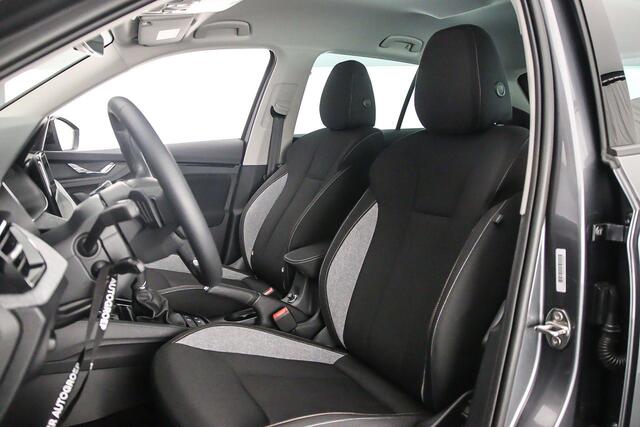 Skoda Kamiq Selection 1.0 TSI 115pk DSG Automaat Trekhaak, Elektrische achterklep, Adaptive cruise control, Achteruitrijcamera, Navigatie, Stoelverwarming, Parkeersensoren