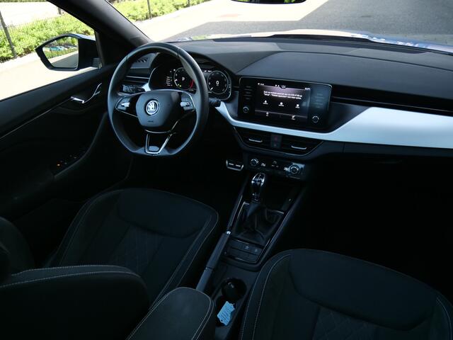 Skoda Kamiq 1.0 TSI 110pk Sport Business AUTOMAAT Camera / Sportstoelen / Panoramadak