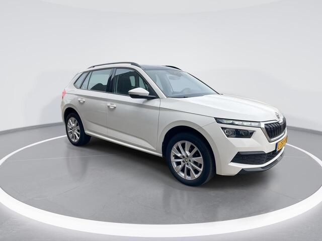 Skoda Kamiq 1.0TSI/110PK Business Edition · Panoramadak · Apple Car Play · Navigatie · Parkeersensoren