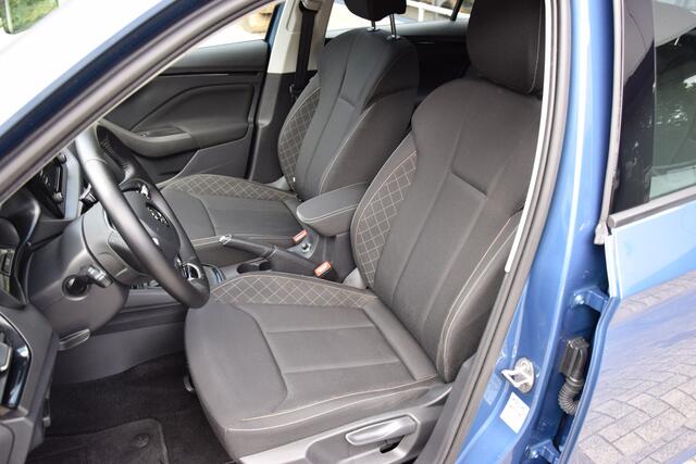 Skoda Kamiq 1.0 TSI Ambition | Org. NL | BOVAG Garantie | Apple Carplay/Android Auto | Cruise Control | Parkeersensoren Achter | Full LED | Airco | 16'' Velgen | Lane Assist |