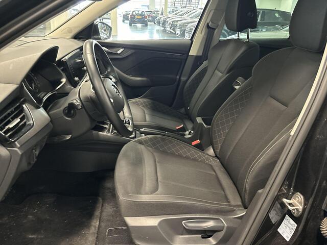 Skoda Kamiq 1.0 Tsi 110pk DSG Business Edition · Camera · Apple/Android Car Play · P-Sensoren · Cruise Control · Stoelverwarming · 16'' Inch · Garantie t/m 09-05-2027 of 120.000km