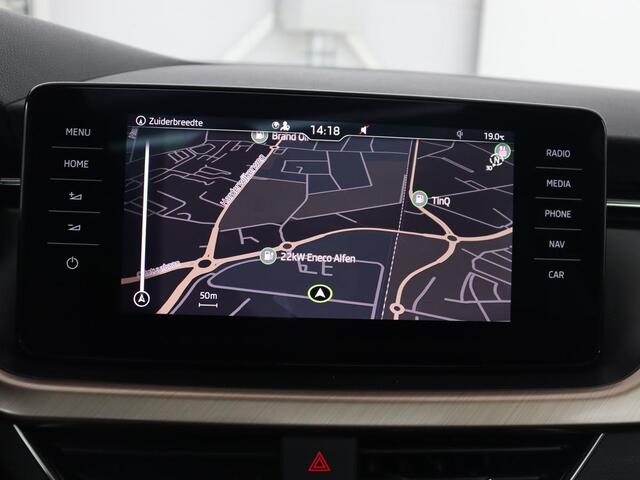 Skoda Kamiq 1.0 TSI Business Edition | Panoramadak | Trekhaak | Stoelverwarming | Virtual Cockpit | Carplay | Climate control | Keyless | Cruise control | Full LED | Getint glas