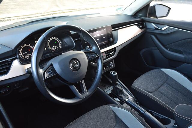 Skoda Kamiq 1.0 TSI Style | ACC | Trekhaak | Winterpakket |
