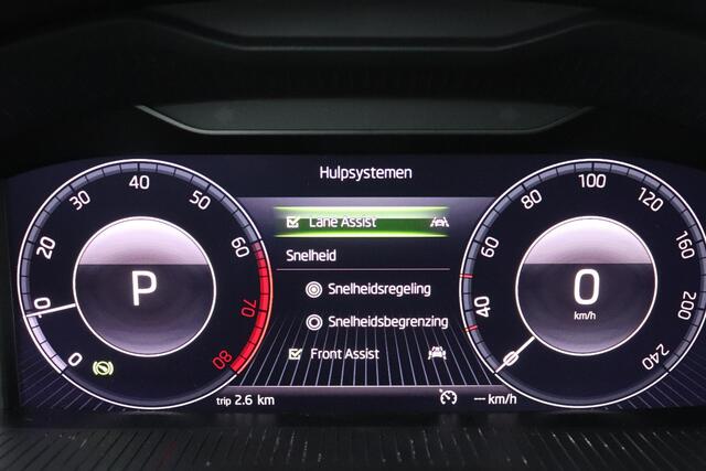 Skoda Kamiq 1.5 TSI 150pk DSG ACT Sport Business | Panoramadak | Carplay/Android Auto | Stoelverwarming |