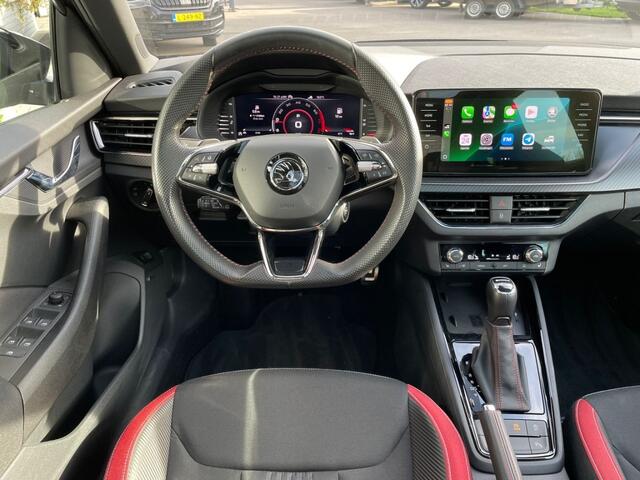 Skoda Kamiq 1.5 TSI Monte Carlo, Pano, Elek. Trekhaak, Camera, Carplay, Helemaal vol!