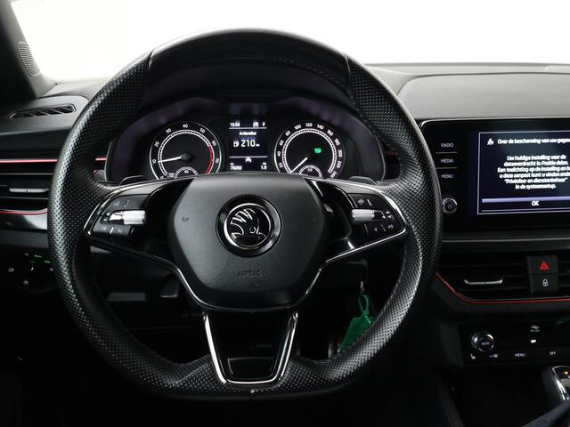 Skoda Kamiq 1.0 TSI Sport Business | 110 PK | Automaat | Trekhaak wegklapbaar | Panoramadak |