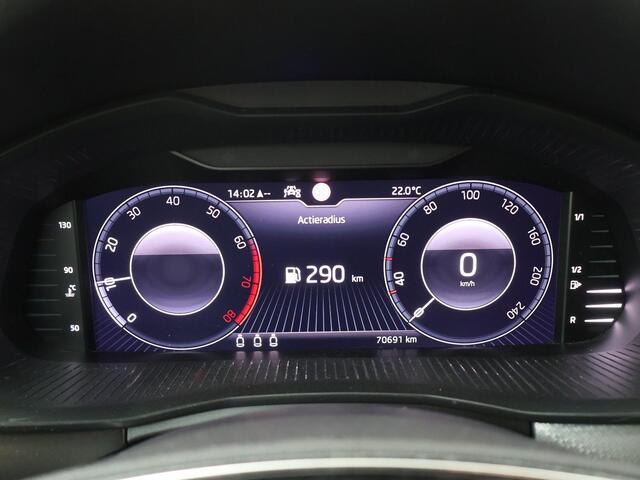 Skoda Kamiq 1.0 TSI Business Edition | 110 PK | Verwarmde voorstoelen | Navigatiesysteem | Climate control | 17"LM velgen |