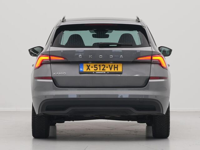 Skoda Kamiq 1.5 TSI ACT 150pk DSG Sport Panorama Navigatie Camera Stoelverwarming Carplay 241