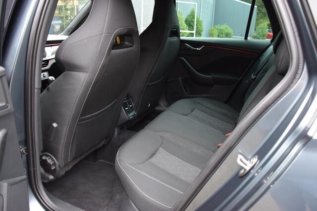 Skoda Kamiq 1.0 TSI Sport Business | Org. NL | BOVAG Garantie | Achteruitrijcamera | Cruise&Climate Control | Apple Carplay/Android Auto | Sportstoelen | 16'' Velgen | PDC Achter |