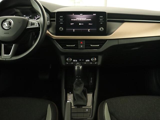 Skoda Kamiq 1.0 TSI Business Edition | Automaat | Stoelverwarming | Trekhaak | Adaptive cruise | Carplay | Virtual Cockpit | Climate control