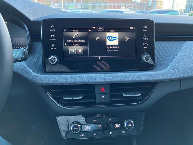 Skoda Kamiq Selection 1.0 TSI 85 kW / 115 PK SUV 6 versn. Hand | Trekhaak | Inruilpremie 4000,- | Privatelease 372,- Per maand!!