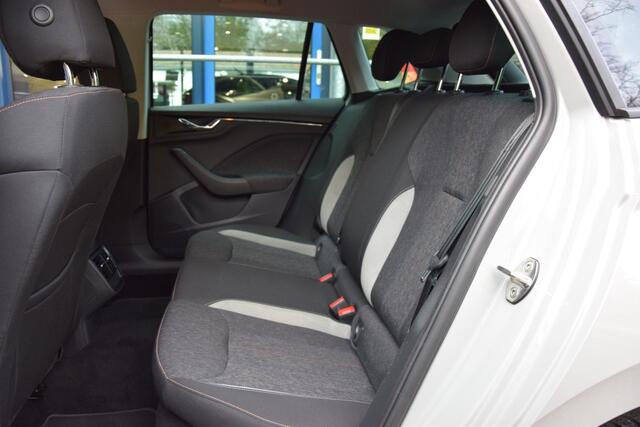 Skoda Kamiq 1.0 TSI 115PK Style | Org. NL | BOVAG Garantie | Stoelverwarming | 16'' Velgen Met All Season Banden | Cruise&Climate Control | PDC Achter | Full LED | Apple Carplay/Android Auto |