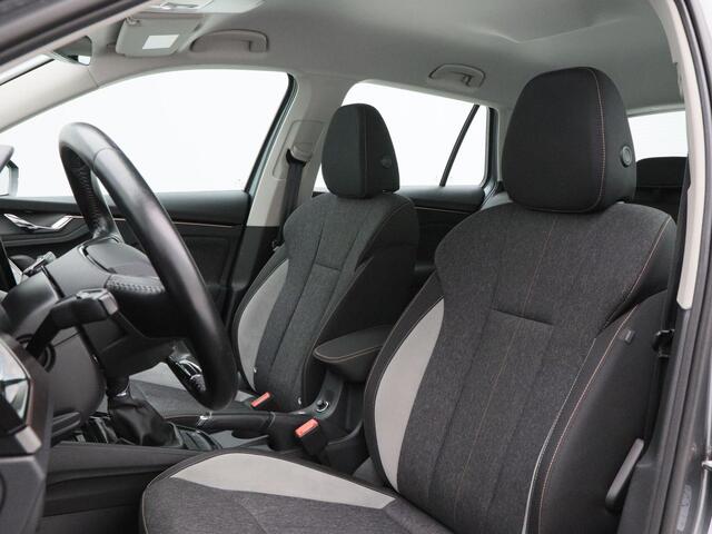 Skoda Kamiq 1.0 TSi 110 Pk Automaat Business Edition | Adaptive Cruise | Climate Control | Stoelverwarming | Parkeersensoren | Carplay | 54.533 Km!!