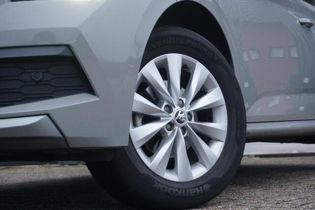 Skoda Kamiq 1.0 TSI Sport | 110 PK 6 BAK | CARPLAY | CLIMATE | SPORTSTOELEN |