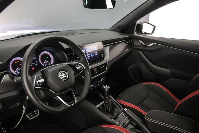 Skoda Kamiq Monte Carlo 1.0 TSI 110pk DSG Automaat Panoramadak, Achteruitrijcamera, Cruise control, Verwarmde voorruit, LED koplampen, Stoelverwarming, Parkeersensoren