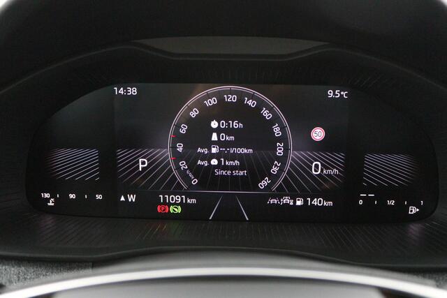 Skoda Kamiq 1.0 TSI Selection DSG | Carplay | 05-2025 | Parkeersensoren