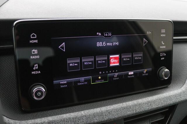 Skoda Kamiq 1.0 TSI Selection DSG | Carplay | 05-2025 | Parkeersensoren