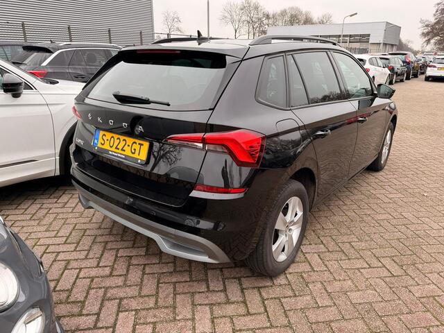 Skoda Kamiq 1.0 TSI Sport 110 PK 6 BAK | CARPLAY / NAVI | ECC |
