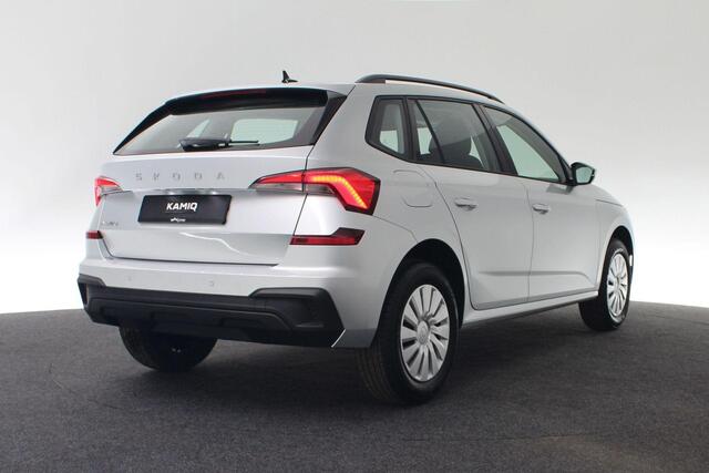 Skoda Kamiq Essence 1.5 TSI 115PK | Parkeersensoren achter | Infotainment scherm 8,25 inch | Draadloze Apple Carplay/Android Auto | 8 inch digitaal instrumentenpaneel | Verkeersborden herkenning | Cruise Control | LED verlichting