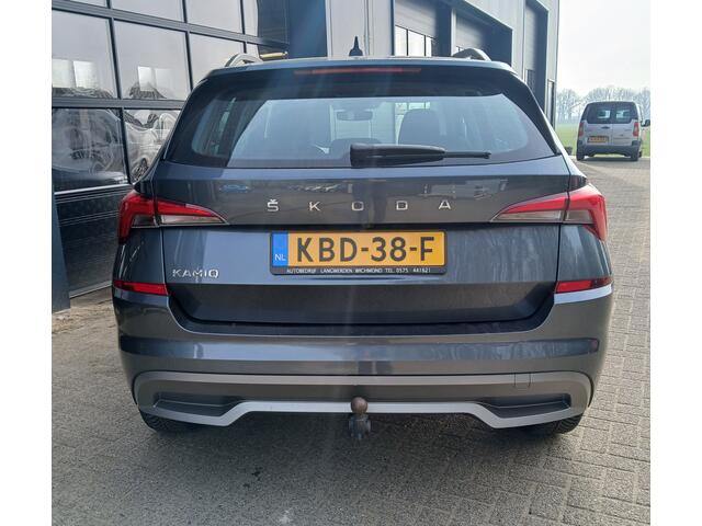 Skoda Kamiq 1.0 TSI Apple carplay / android auto / trekhaak / camera / 4 seizoenbanden