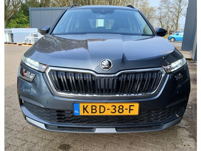 Skoda Kamiq 1.0 TSI Apple carplay / android auto / trekhaak / camera / 4 seizoenbanden