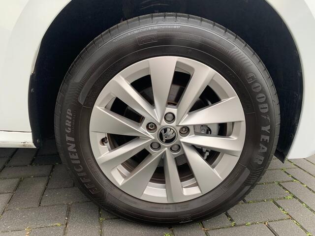 Skoda Kamiq 1.0 TSI Ambition, Navi, Cruise, Airco, All in prijs inclusief apk en afleverbeurt!