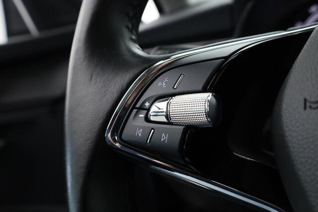 Skoda Kamiq 1.0 TSI Business Edition | Camera | All Season | Voorruitverw. | Cruise Control | LED | PDC V+A | CarPlay