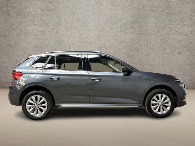 Skoda Kamiq 1.0 TSI Sport (VIRTUAL COCKPIT, APPLE CARPLAY, GROOT NAVI, CLIMATE, STOELVERWARMING, SPORTSTOELEN, PARKEERSENSOREN, KEYLESS, CRUISE, PARKEERSENSOREN, NIEUWE APK, NIEUWSTAAT)