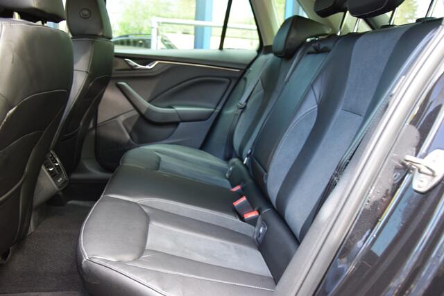 Skoda Kamiq 1.0 TSI 110PK Upgrade Business Edition DSG Automaat | Org. NL | BOVAG Garantie | Virtual Cockpit | El. Verstelbare Bestuurdersstoel | Stoelverwarming | Full LED | Apple Carplay/Android Auto |