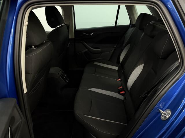 Skoda Kamiq 1.0 TSI Business Edition Camera, Apple carplay, Stoelverwarming, Virtual desk, Keyless start, Cruise control, A start stop, 1 jaar garantie