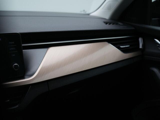 Skoda Kamiq 1.0 TSI 95 pk G-TEC Style | Achteruitrijcamera | Stoelverwarming | Carplay | Cruise Control