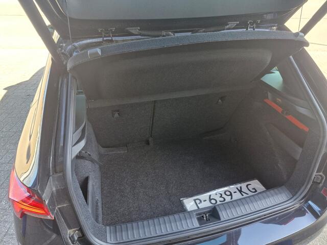 Skoda Kamiq 1.0 TSI 110pk Sport Business | Smartlink+ | Cruise control | Tre