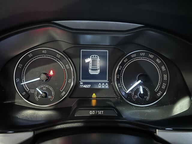 Skoda Kamiq 1.5 TSI ACT Sport Business | Adaptieve Cruise control | Apple Carplay/Android Auto | Stoelverwarming |