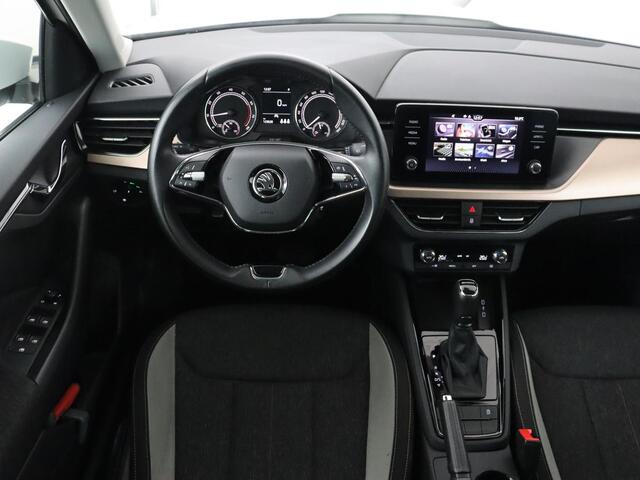 Skoda Kamiq 1.0 TSI Style | Automaat | Carplay | Keyless | Climate control | Full LED | Parkeerhulp | Cruise control | Bluetooth | Regensensor | Getint glas